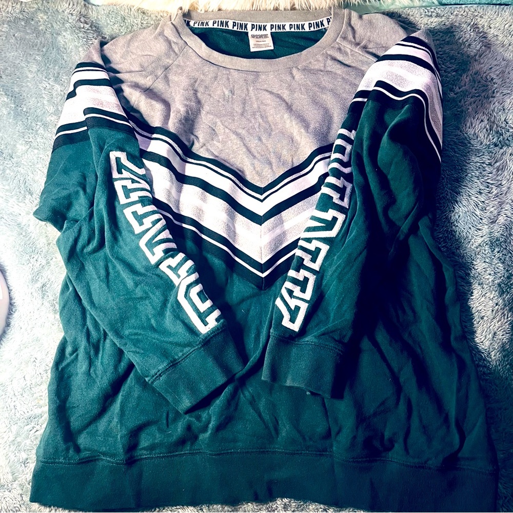 VS Pink Swearshirt